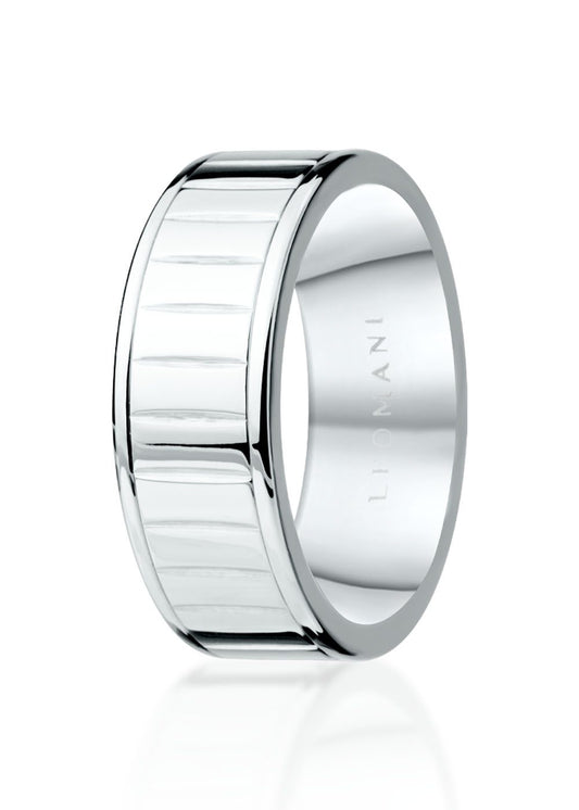 Men's ring Intare, a minimalistic stainless steel accessory. Durable and timeless, it effortlessly complements any attire. Elevate your collection with this enduring piece from Men In Style.