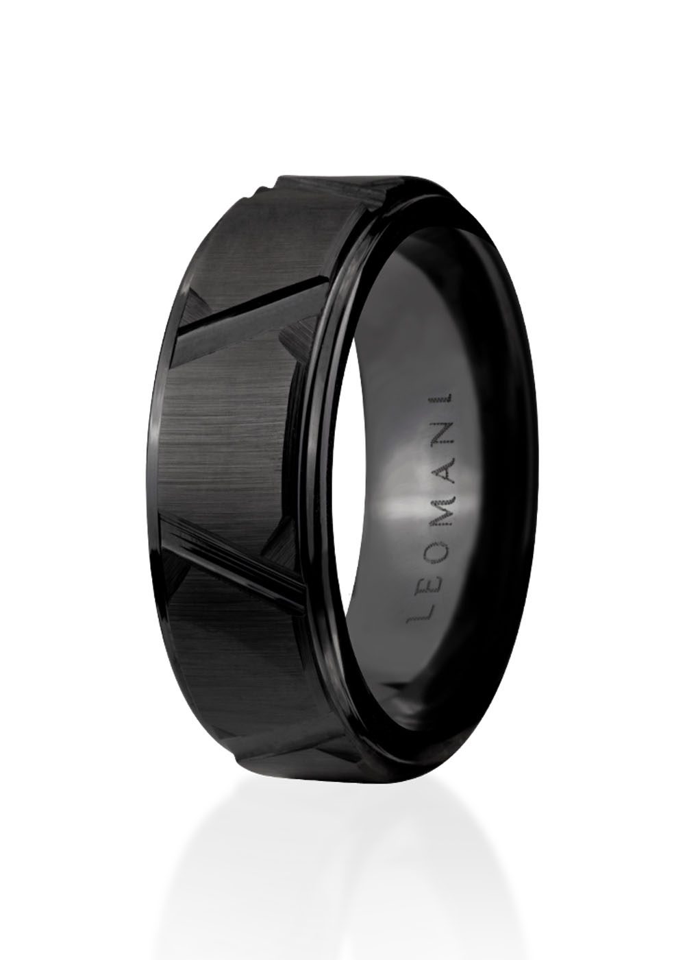 Men's ring Tau, a lightweight and durable ceramic piece with modern design. Perfect for everyday wear or as a unique gift for a discerning gentleman.