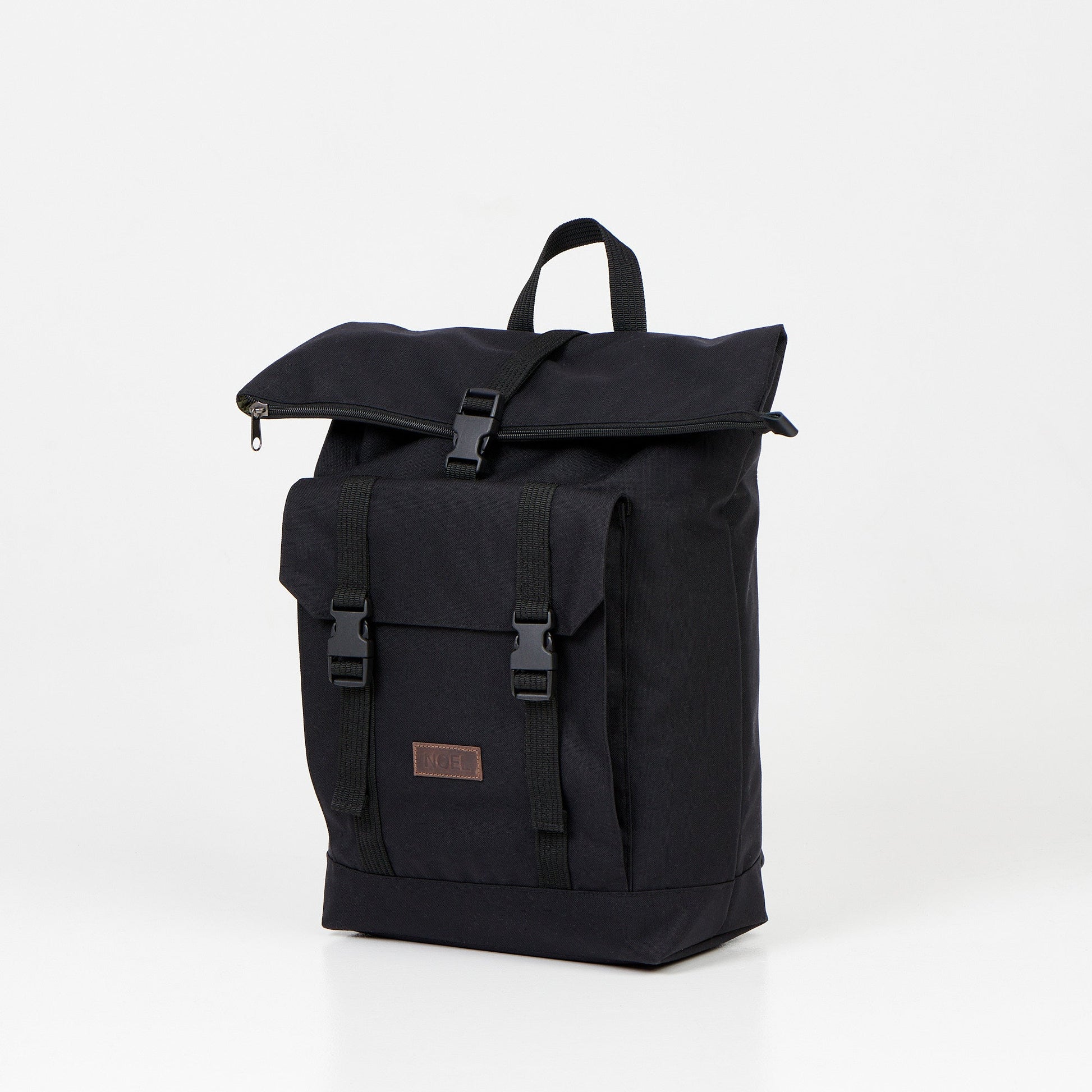 25L Waterproof Backpack - Black: A durable Cordura backpack with a waterproof design. Stay organized with a padded laptop pocket, zippered compartments, and a large front pocket. Versatile for work, outdoor adventures, or the gym. Handcrafted with European craftsmanship. Dimensions: 15 x 30 x 59 cm.